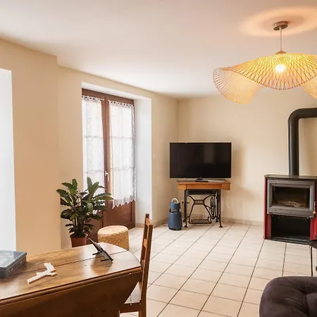 Holiday home Du Regourdel Avec Bourgs sur Colagne