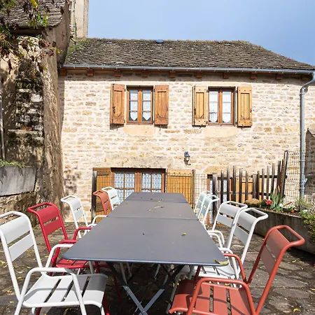 Du Regourdel Avec Feriehus Bourgs sur Colagne