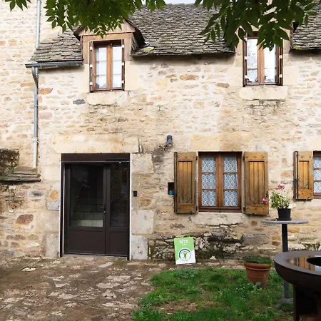 Holiday home Du Regourdel Avec *
